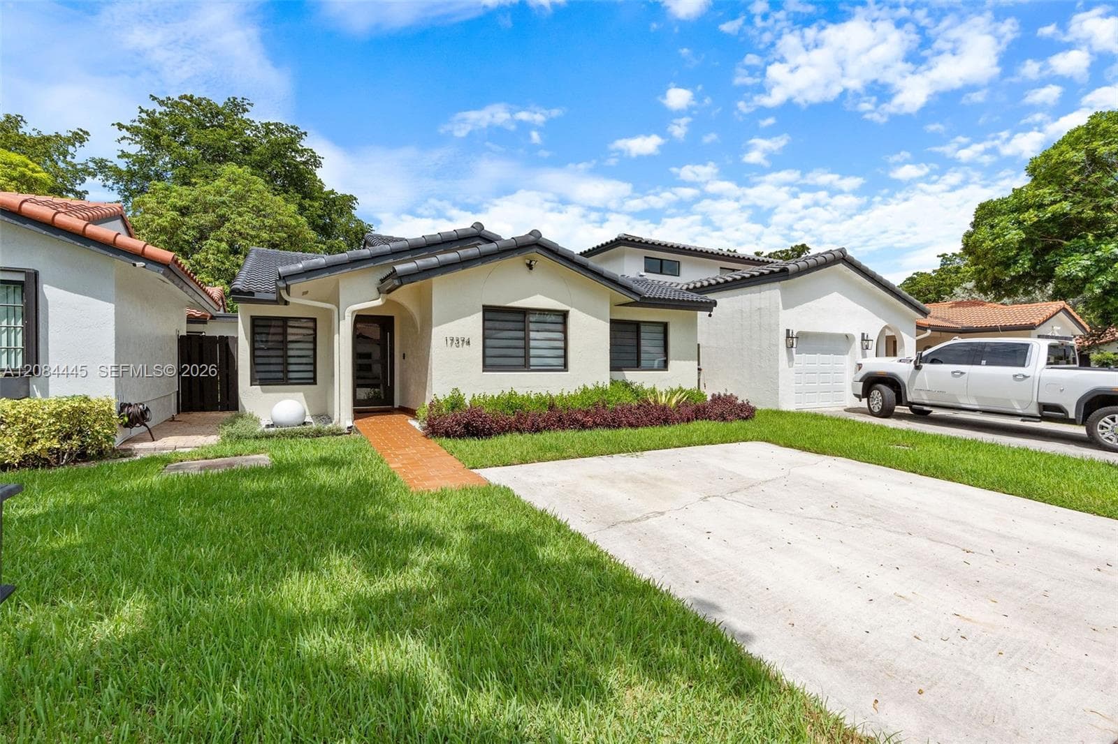 17374 NW 66th Pl, Hialeah FL 33015