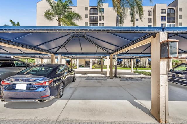 7564 REGENCY LAKE Drive # 202, Boca Raton FL 33433 - Boca Raton, FL - Photo 4