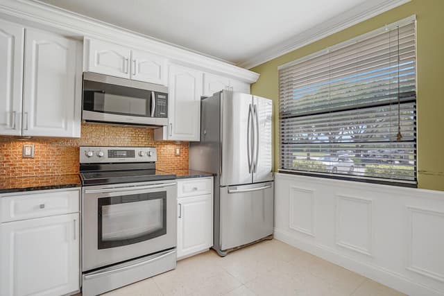 6073 BALBOA Circle # 105, Boca Raton FL 33433 - Boca Raton, FL - Photo 4