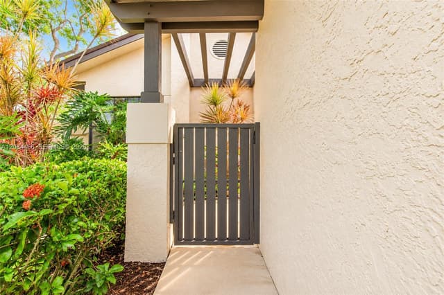 5289 Fairway Woods Dr # 2911, Delray Beach FL 33484 - Delray Beach, FL - Photo 3