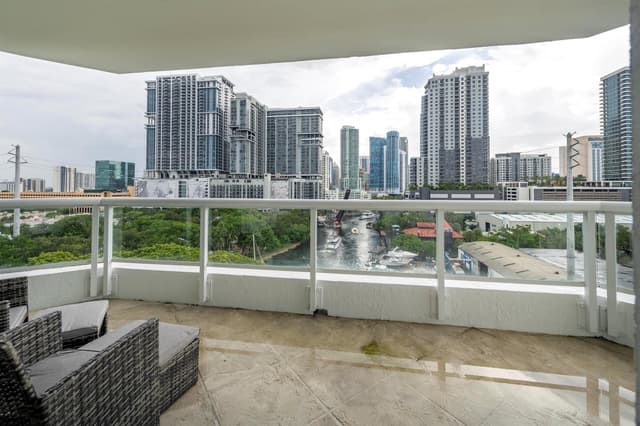 401 SW 4TH Avenue # 1003, Fort Lauderdale FL 33315 - Fort Lauderdale, FL - Photo 4