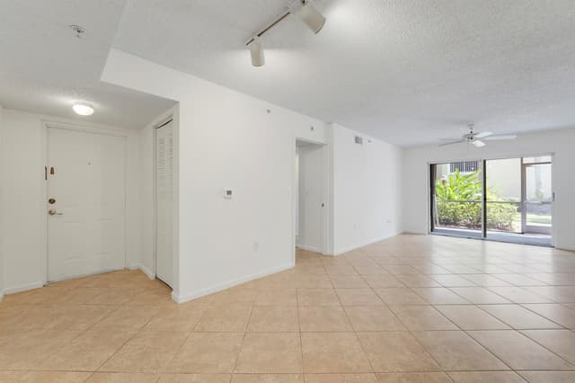 278 VILLAGE Boulevard # 8106, Tequesta FL 33469 - Tequesta, FL - Photo 7