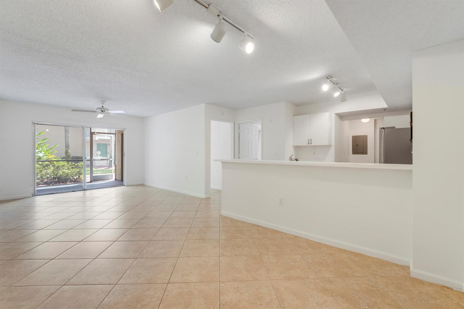 278 VILLAGE Boulevard # 8106, Tequesta FL 33469 - Tequesta, FL - Photo 1
