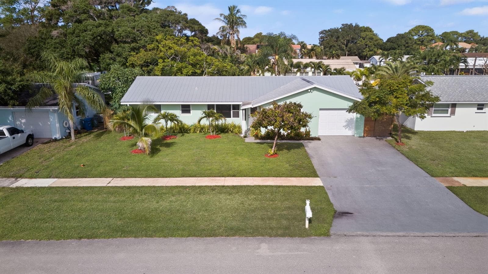 502 Circle E, Jupiter FL 33458