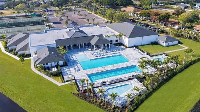 13950 VIA FLORA # B, Delray Beach FL 33483 - Delray Beach, FL - Photo 2