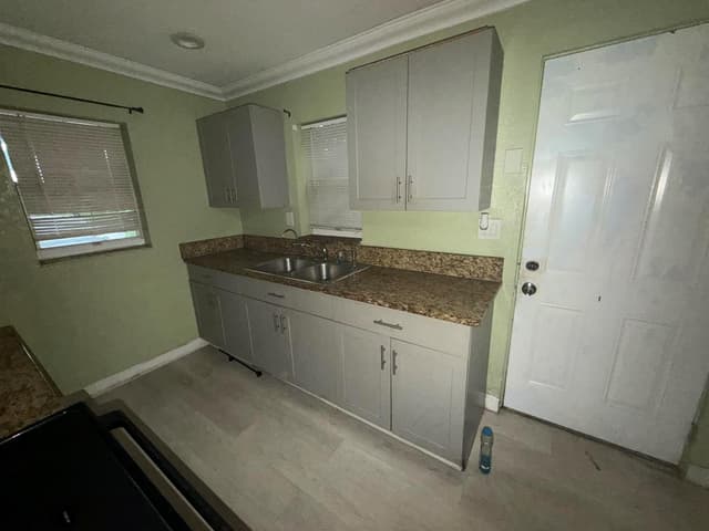 2121 NW 26TH Avenue, Fort Lauderdale FL 33311 - Fort Lauderdale, FL - Photo 2