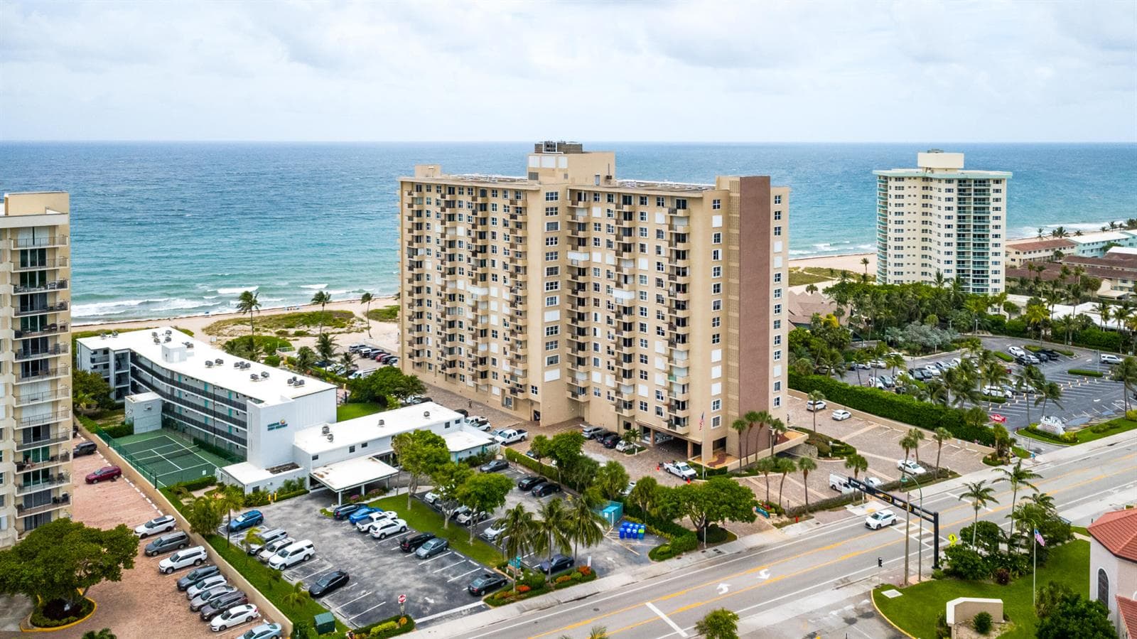 2000 S OCEAN BLVD # Boulevard, Lauderdale By The Sea FL 33062 - Lauderdale By The Sea, FL - Photo 1