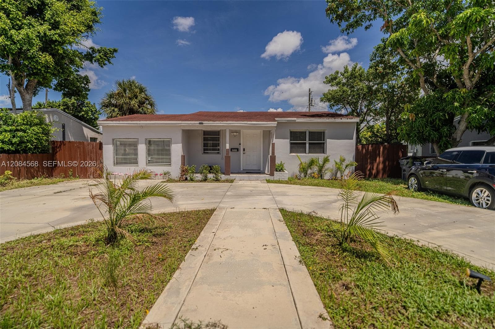 2533 Wiley St, Hollywood FL 33020 - Hollywood, FL - Photo 1