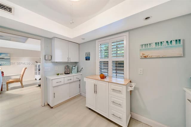 3980 Oaks Clubhouse Dr # 409, Pompano Beach FL 33069 - Pompano Beach, FL - Photo 7