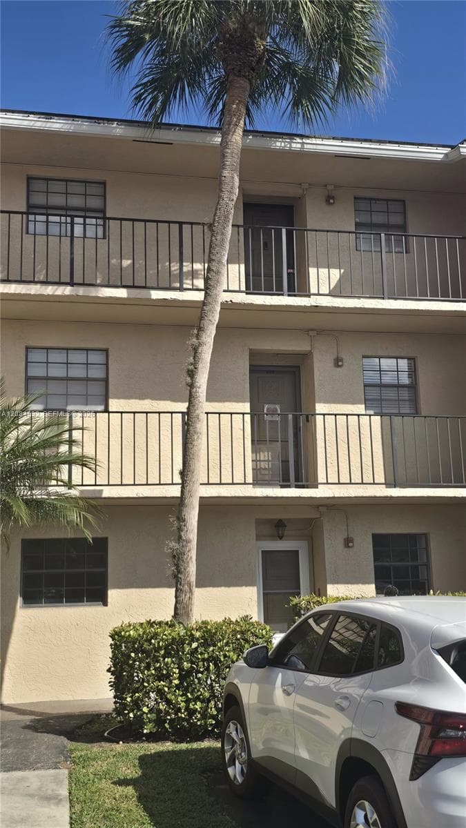 3351 NW 85th Ave # 316, Coral Springs FL 33065