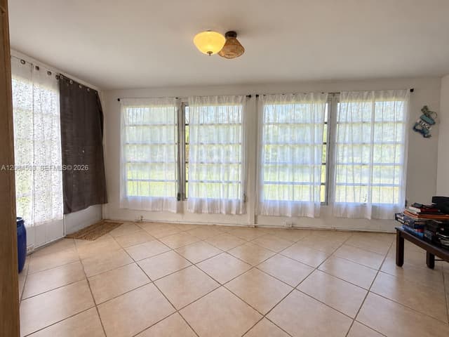 8001 NW Avenida 108, Tamarac FL 33321 - Tamarac, FL - Photo 6