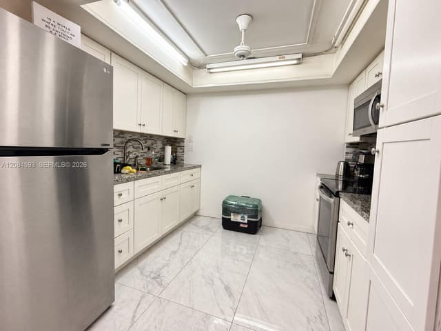 8001 NW Avenida 108, Tamarac FL 33321 - Tamarac, FL - Photo 5