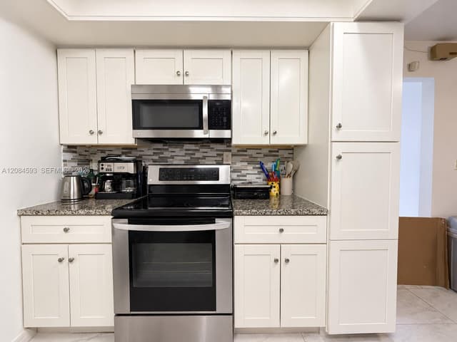 8001 NW Avenida 108, Tamarac FL 33321 - Tamarac, FL - Photo 4