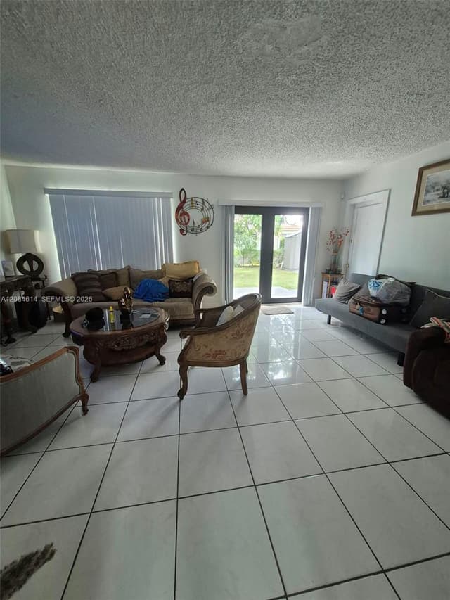 3810 NW 195th St, Miami Gardens FL 33055 - Miami Gardens, FL - Photo 6