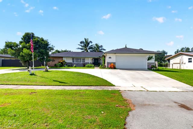 7866 SAINT ANDREWS Road, Lake Worth FL 33467 - Lake Worth, FL - Photo 3