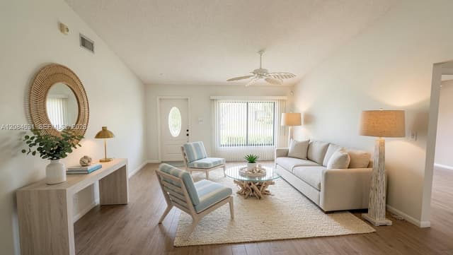 7905 Cloverfield, Boca Raton FL 33433 - Boca Raton, FL - Photo 4