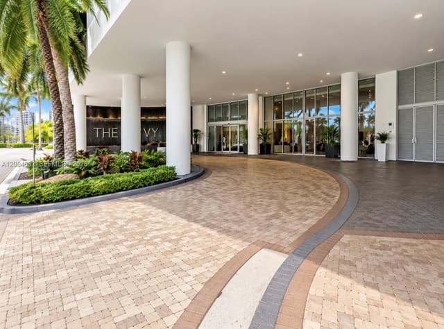 90 SW 3rd St # 1403, Miami FL 33130 - Miami, FL - Photo 2