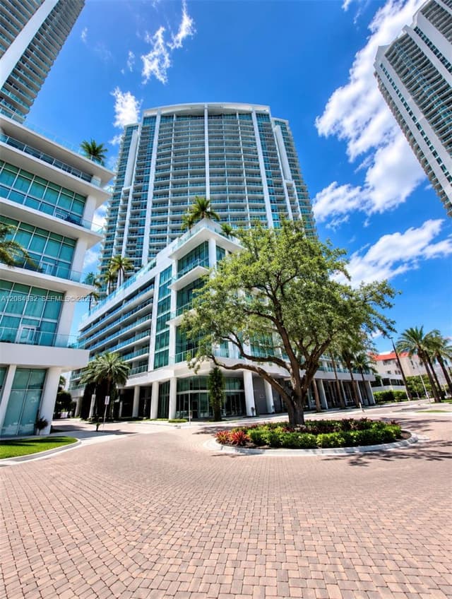 90 SW 3rd St # 1403, Miami FL 33130 - Miami, FL - Photo 3