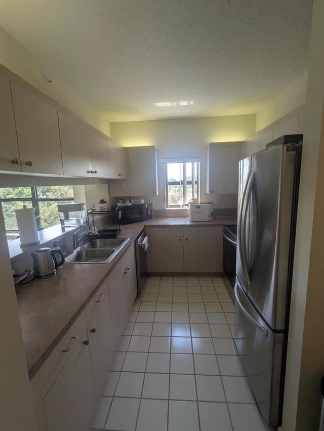 200 UNO LAGO Drive # 405, Juno Beach FL 33408 - Juno Beach, FL - Photo 3