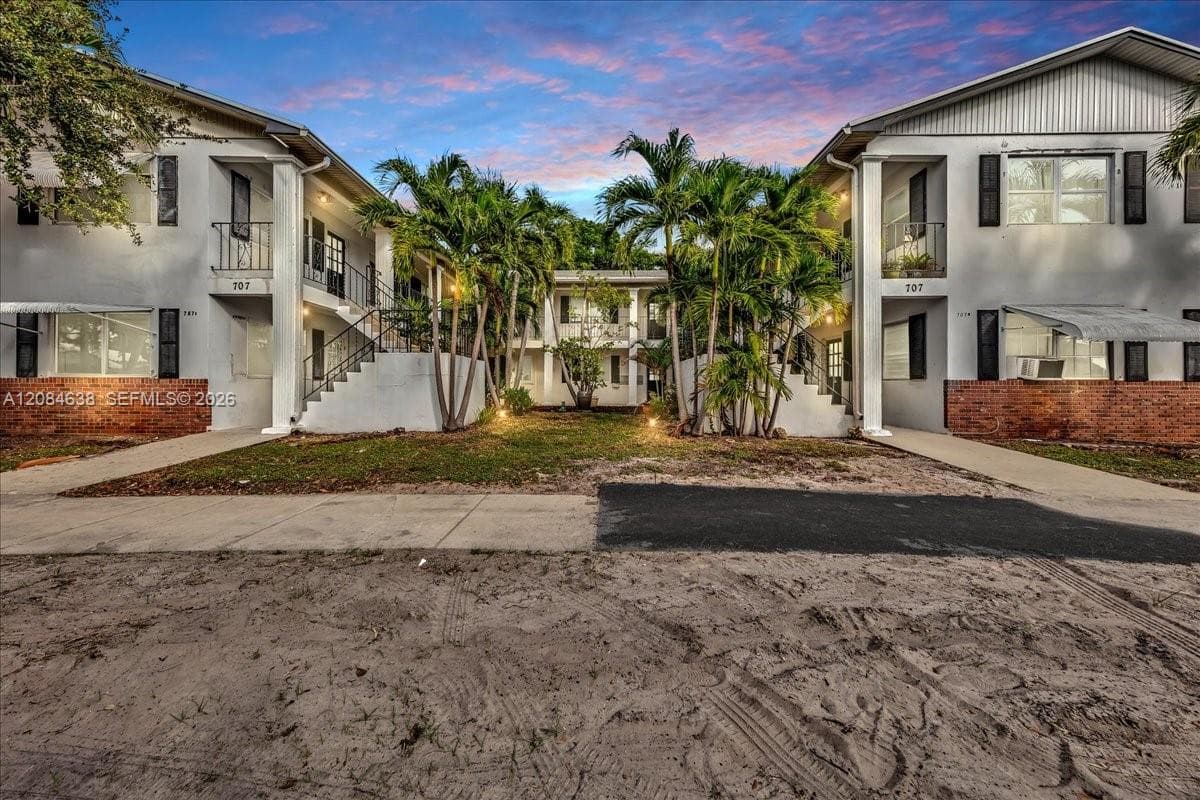707 S 19th Ave # 9, Hollywood FL 33020 - Hollywood, FL - Photo 1