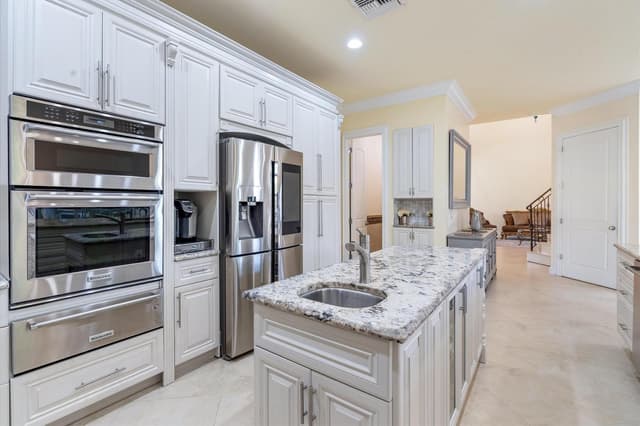301 SANDALWOOD Lane, Boca Raton FL 33487 - Boca Raton, FL - Photo 5