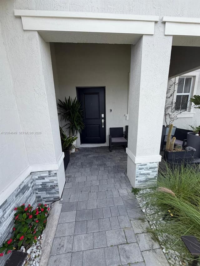2618 SE 9th St, Homestead FL 33035 - Homestead, FL - Photo 3