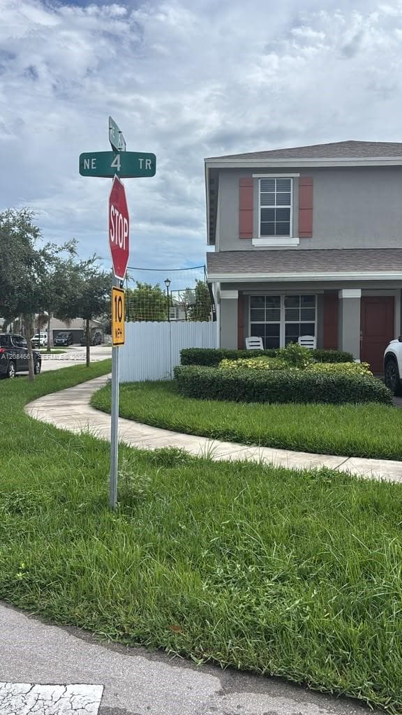 631 NE 4th Ter, Florida City FL 33034 - Florida City, FL - Photo 6