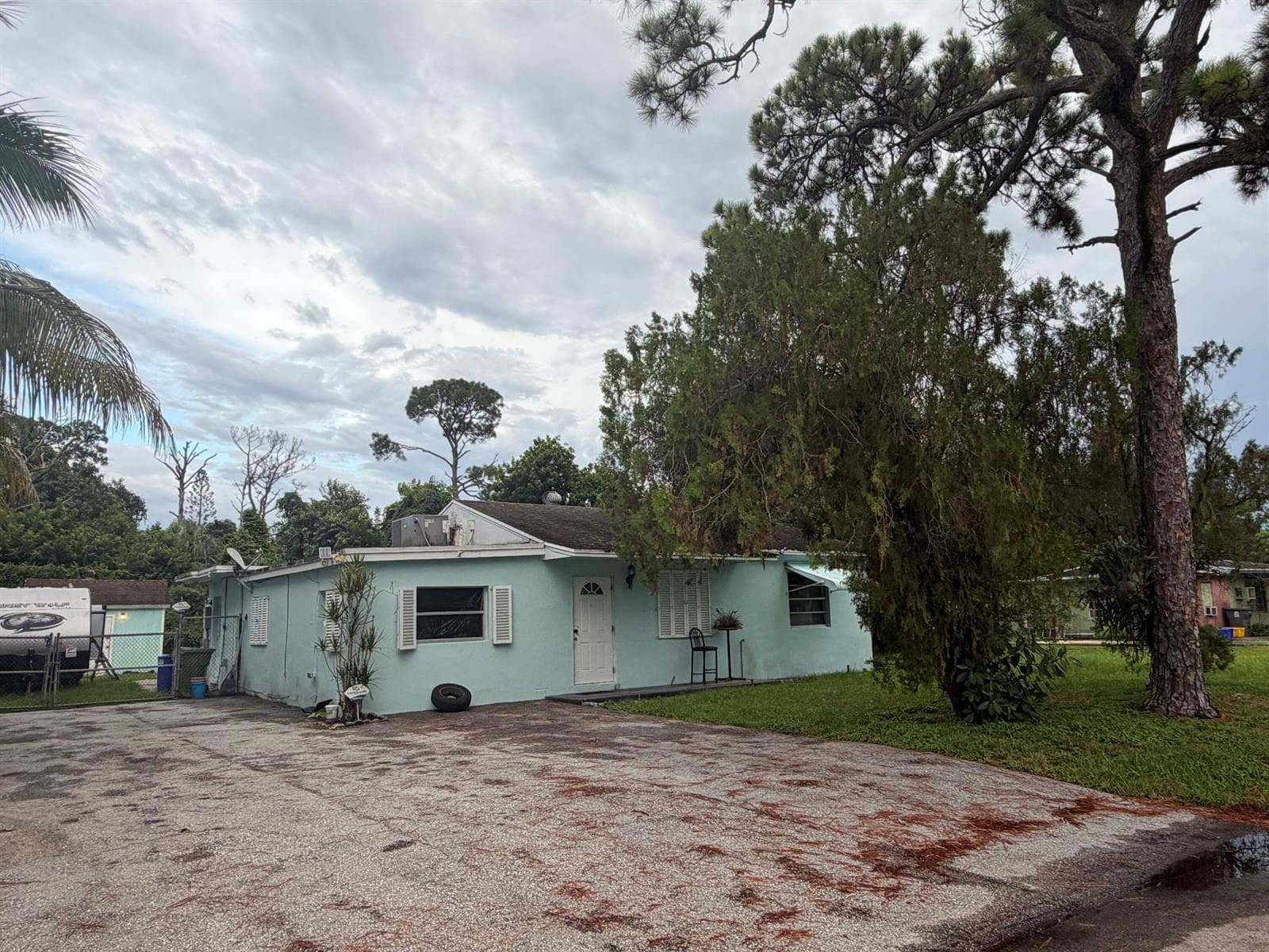 3082 Reo Lane, Palm Springs FL 33461
