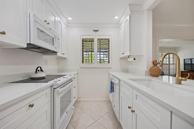 1082 North Drive # B, Delray Beach FL 33445 - Delray Beach, FL - Photo 7