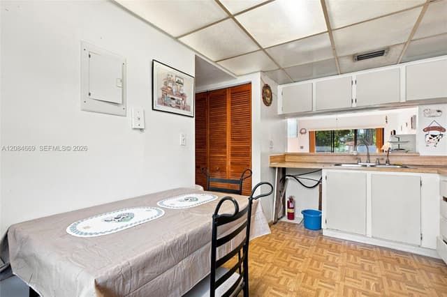 9905 NW 9th St Cir # 21, Miami FL 33172 - Miami, FL - Photo 7
