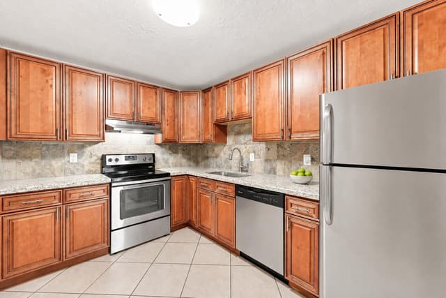 380 E Laurel Drive # 5D, Margate FL 33063 - Margate, FL - Photo 4