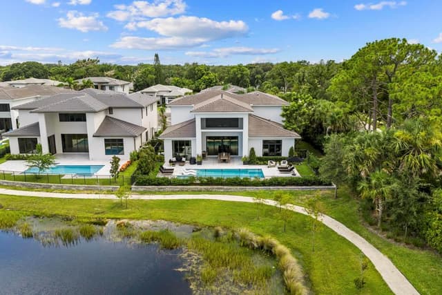 18401 Symphony Court, Jupiter FL 33458 - Jupiter, FL - Photo 2