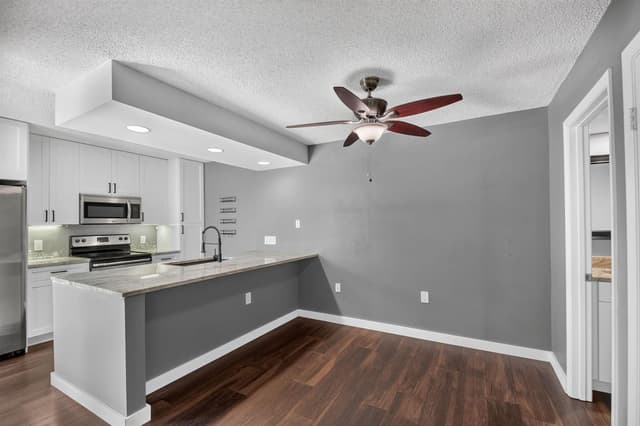 2409 24TH Way, West Palm Beach FL 33407 - West Palm Beach, FL - Photo 7