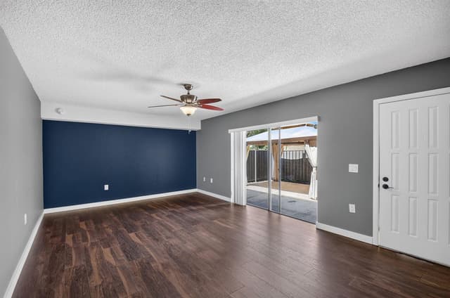 2409 24TH Way, West Palm Beach FL 33407 - West Palm Beach, FL - Photo 5