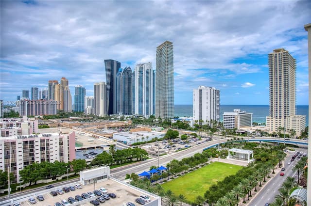 300 Sunny Isles Blvd # 1701, Sunny Isles Beach FL 33160 - Sunny Isles Beach, FL - Photo 4