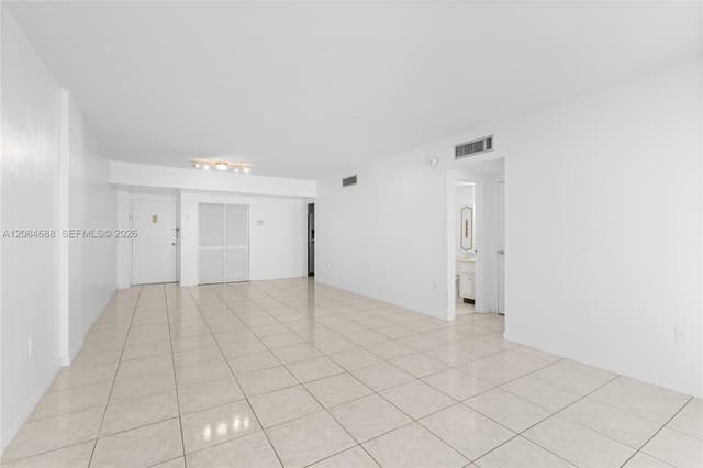 5001 Collins Ave # 5E, Miami Beach FL 33140 - Miami Beach, FL - Photo 3