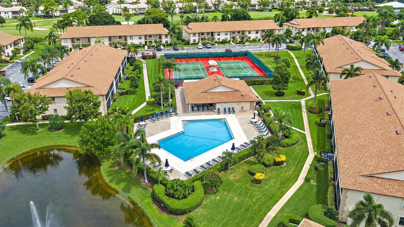 1302 Pinecrest Circle Unit c, Jupiter FL 33458 - Jupiter, FL - Photo 1