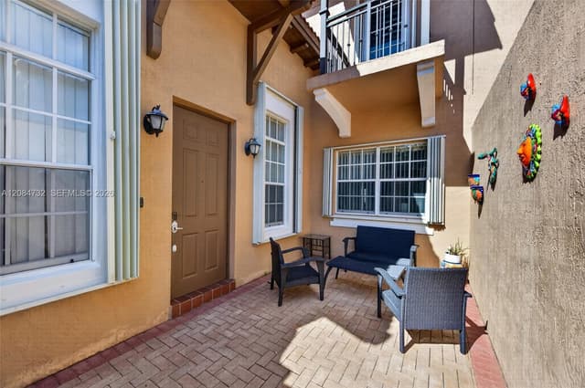 628 SW 147th Ter, Pembroke Pines FL 33027 - Pembroke Pines, FL - Photo 7