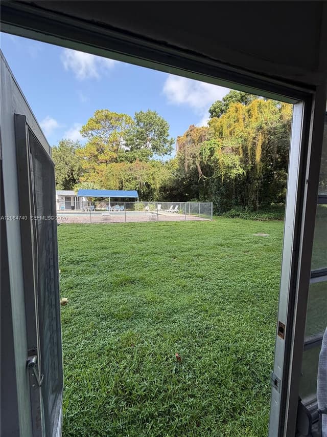 9440 Live Oak Pl # 106, Davie FL 33324 - Davie, FL - Photo 4