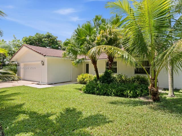 731 NW 4th Ct, Boca Raton FL 33432 - Boca Raton, FL - Photo 2