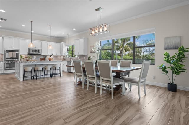8142 Bradford Way, Parkland FL 33076 - Parkland, FL - Photo 2