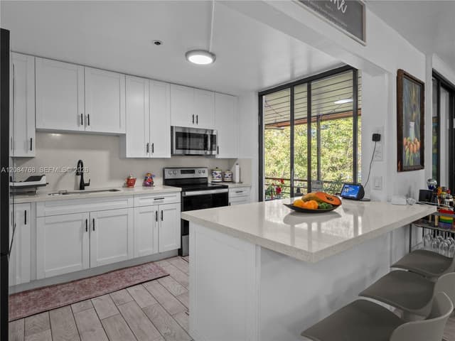 671 NE 195th St # 329E, Miami FL 33179 - Miami, FL - Photo 5