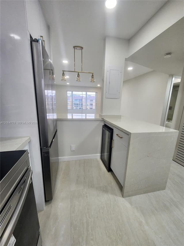 2781 N Pine Island Rd, Sunrise FL 33322 - Sunrise, FL - Photo 6