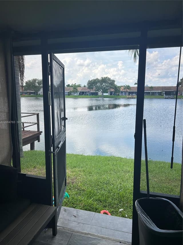 5587 Park Rd, Dania Beach FL 33312 - Dania Beach, FL - Photo 4