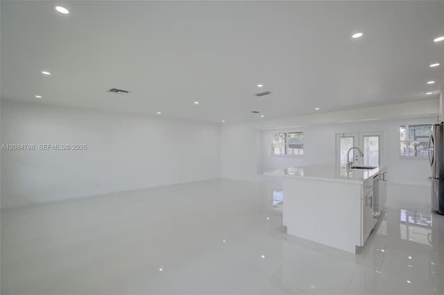 1801 N 54th Ave, Hollywood FL 33021 - Hollywood, FL - Photo 2