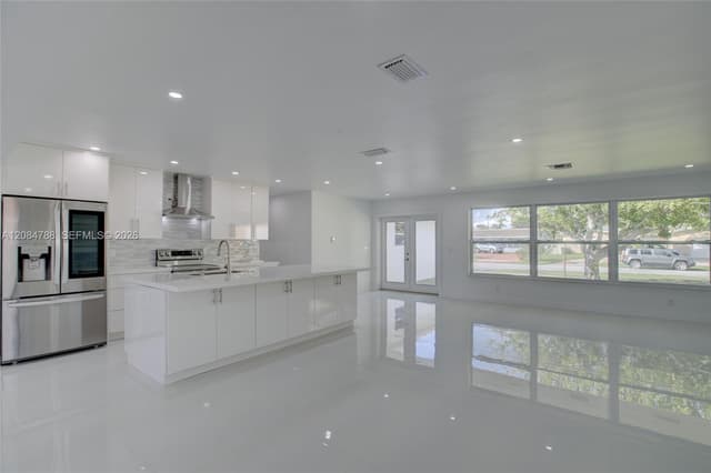 1801 N 54th Ave, Hollywood FL 33021 - Hollywood, FL - Photo 5