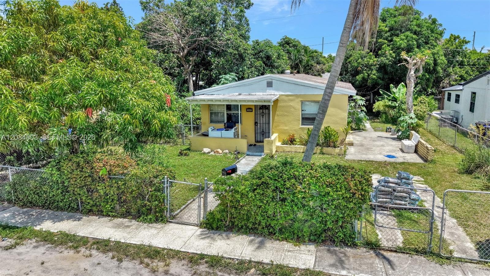 15601 NE 15th Ave, North Miami Beach FL 33162