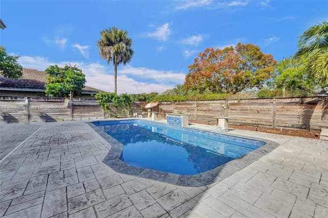 3753 NW 73rd Way, Coral Springs FL 33065 - Coral Springs, FL - Photo 2