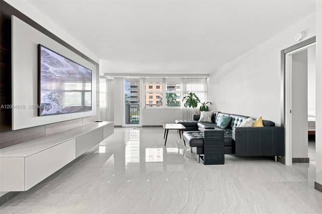 250 174th St # 211, Sunny Isles Beach FL 33160 - Sunny Isles Beach, FL - Photo 2