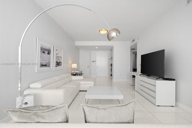 18201 Collins Ave # 4709, Sunny Isles Beach FL 33160 - Sunny Isles Beach, FL - Photo 5